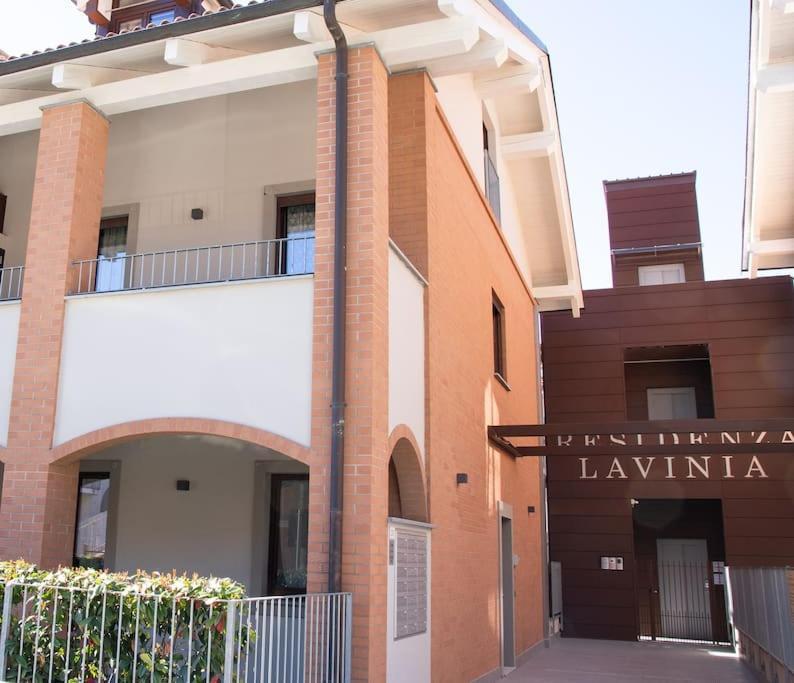 Appartamento Casa Valentin Monforte dʼAlba Esterno foto