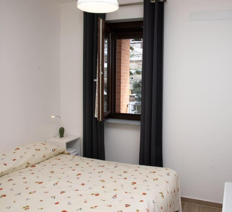 Appartamento Casa Valentin Monforte dʼAlba Esterno foto